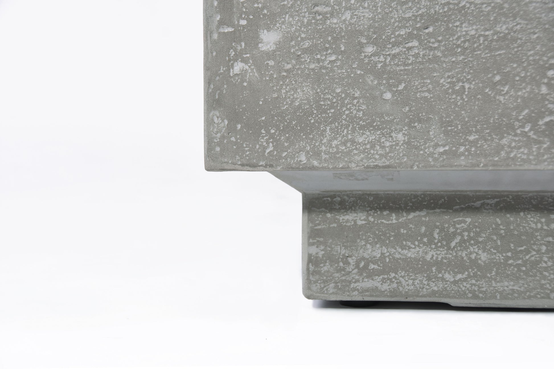 Elementi Manhattan 36" Square Light Gray Concrete Liquid Propane Fire Table
