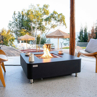 Elementi Plus Copenhagen 42" Bulgaria Black Marble Porcelain Liquid Propane Fire Table