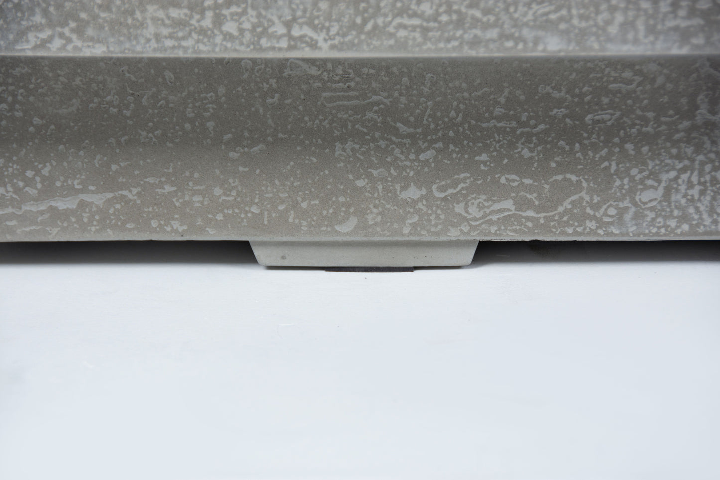 Elementi Plus Riviera 32" Rectangle Light Grey Concrete Natural Gas Fire Table