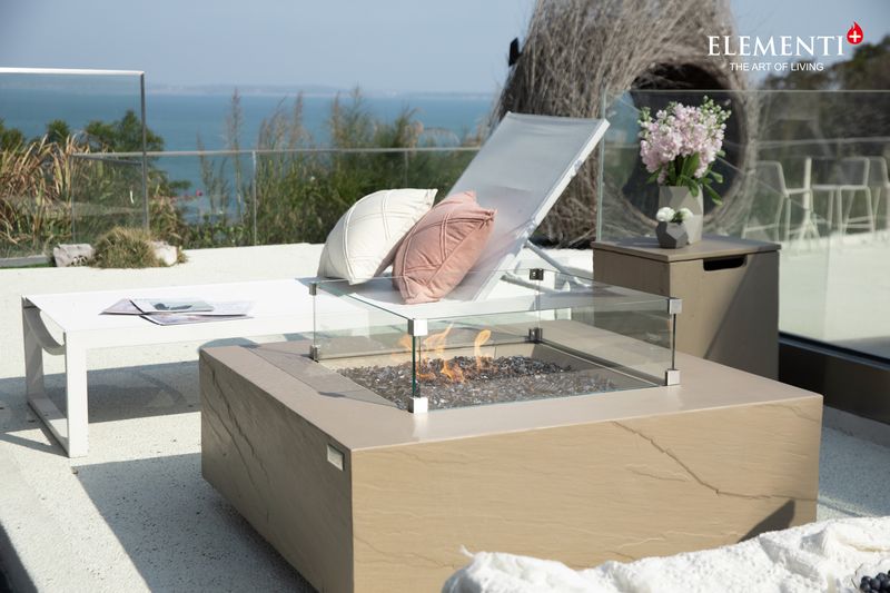 Elementi Plus Uluru 40" Square Sunlight Yellow Concrete Liquid Propane Fire Table