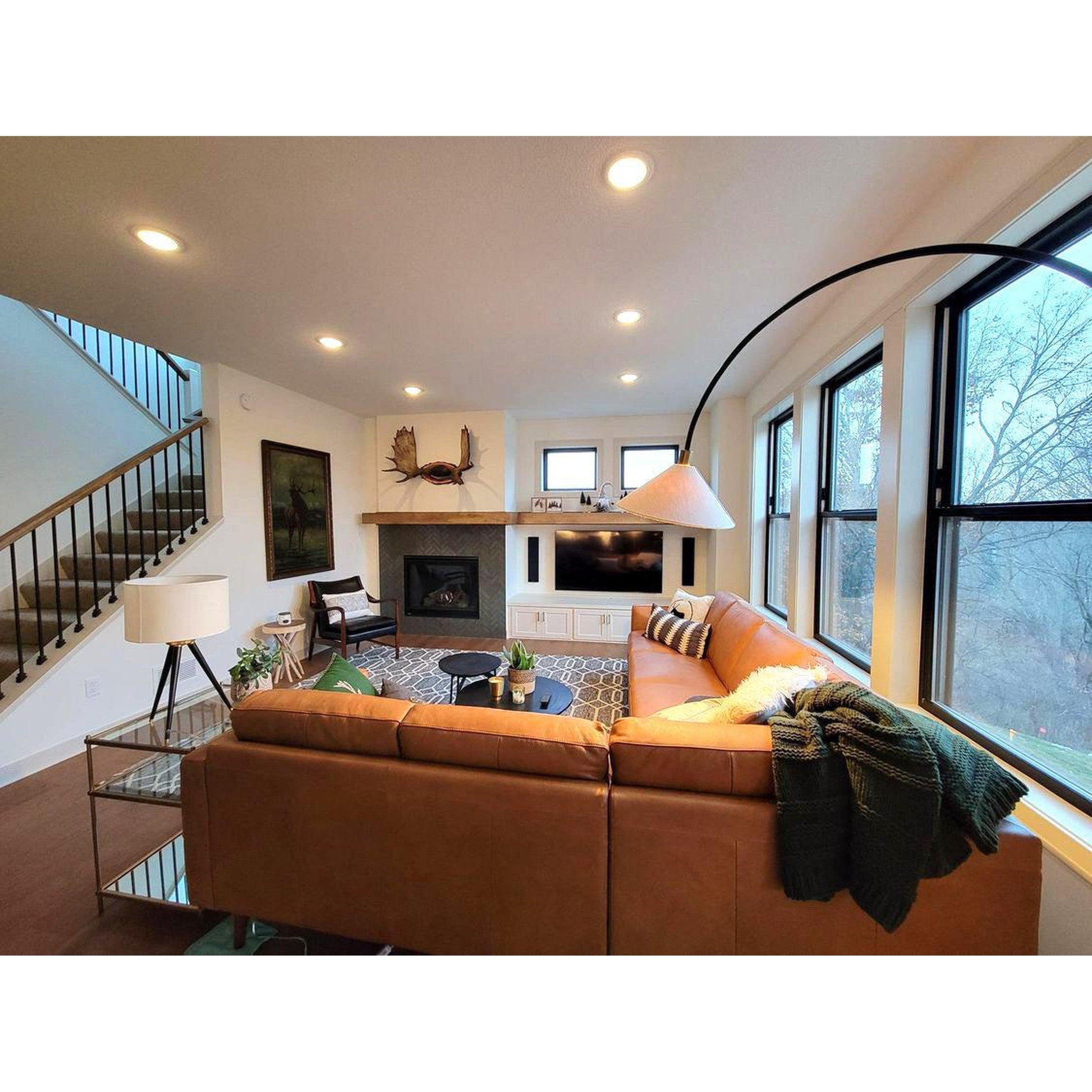 Majestic Mercury 32" Traditional Direct Vent Natural Gas Fireplace With Intellifire Ignition System