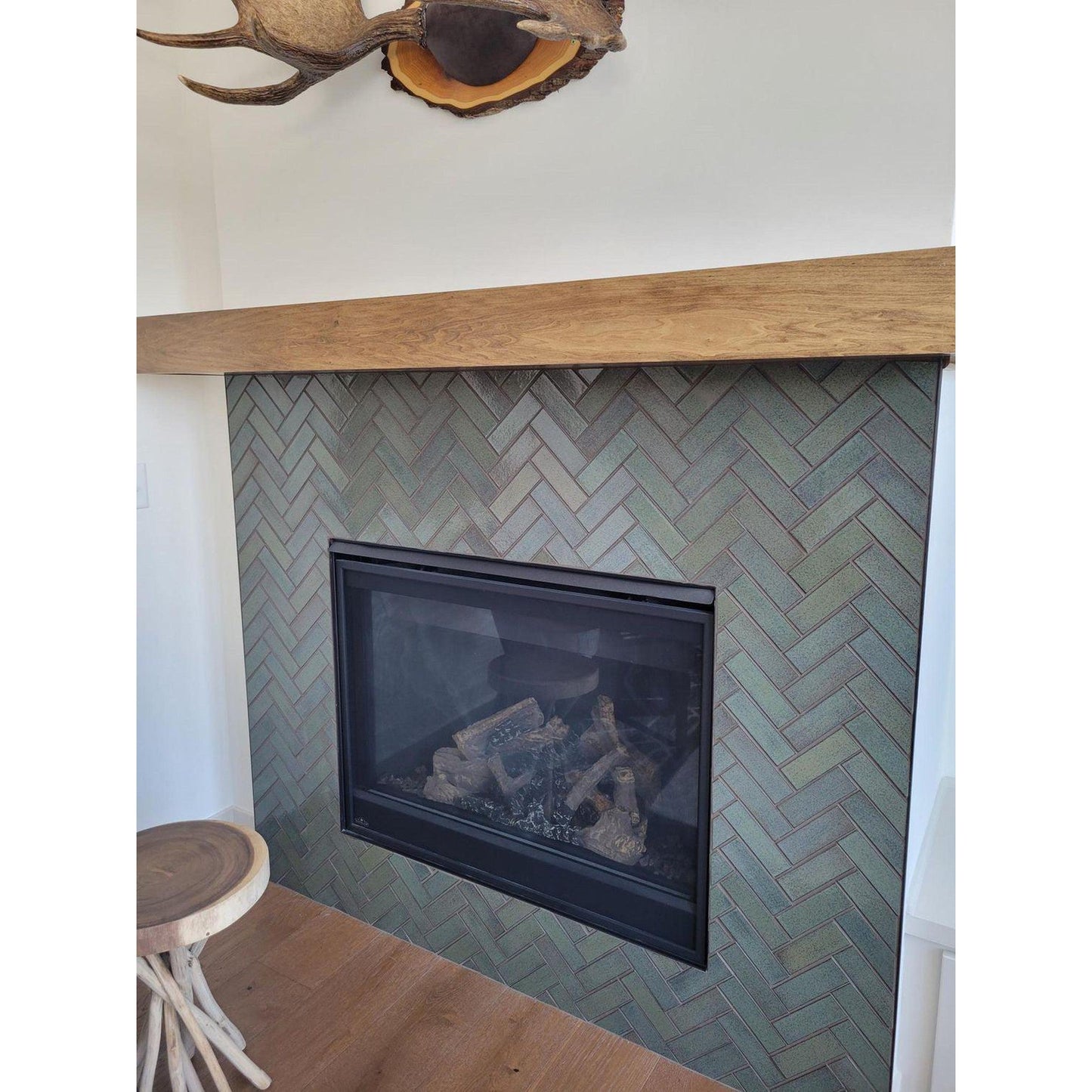 Majestic Mercury 32" Traditional Direct Vent Natural Gas Fireplace With Intellifire Ignition System