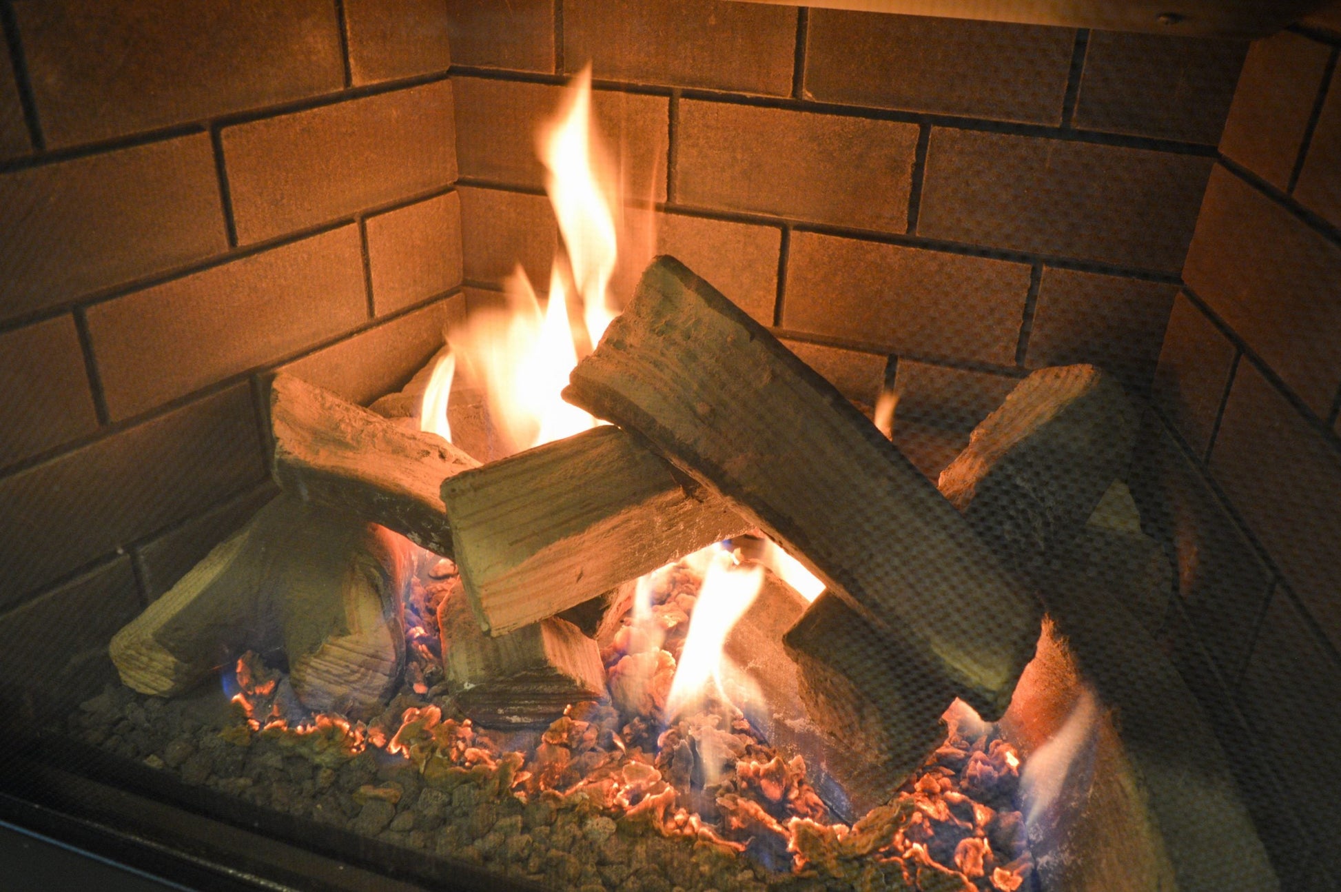 Sierra Flame by Amantii Abbot 30" Direct Vent Propane Gas Fireplace Insert With Ceramic Brick Panles & Log Set
