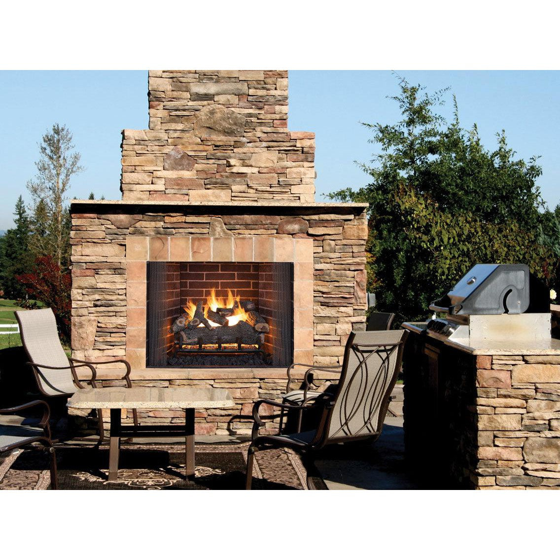 Superior Dual-Burner Smoky Weathered Oak 24" 7-Piece Outdoor Vented Gas Log Set